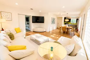 800 SE 11th Ct, Fort Lauderdale, FL 33316 - Photo 2