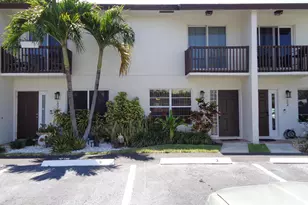 1917 NE 3rd St, Deerfield Beach, FL 33441 - Photo 4