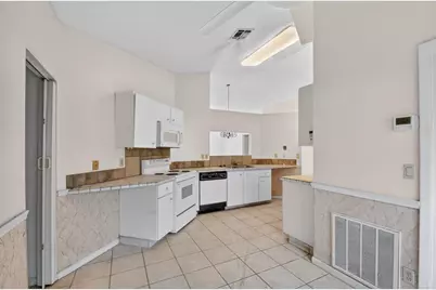9 Corrie Place, Boynton Beach, FL 33426 - Photo 1