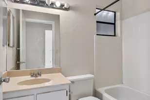 9 Corrie Pl, Boynton Beach, FL 33426 - Photo 22