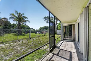 9 Corrie Pl, Boynton Beach, FL 33426 - Photo 28