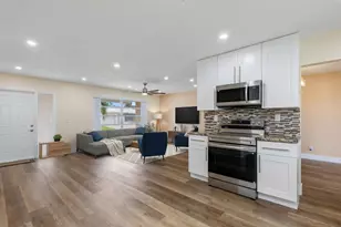 4405 NW 43rd Terrace, Tamarac, FL 33319 - Photo 8