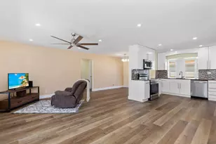 4405 NW 43rd Terrace, Tamarac, FL 33319 - Photo 16