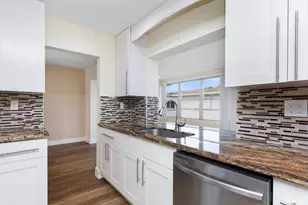 4405 NW 43rd Terrace, Tamarac, FL 33319 - Photo 28