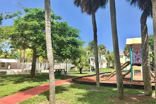 405 Executive Center Dr, West Palm Beach, FL 33401 - Photo 26