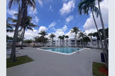 405 Executive Center Drive #208, West Palm Beach, FL 33401 - Photo 34