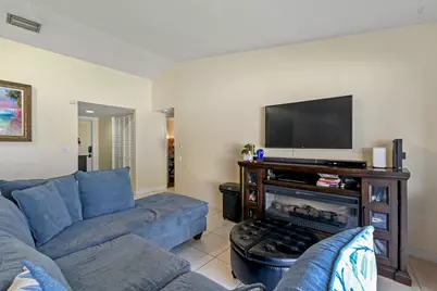 4 Knightsbridge Lane, Boynton Beach, FL 33426 - Photo 30