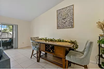 4 Knightsbridge Lane, Boynton Beach, FL 33426 - Photo 10