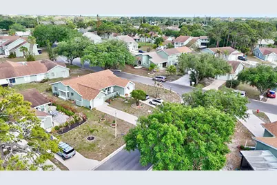 1661 SE Kestwick Court, Port Saint Lucie, FL 34952 - Photo 36