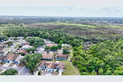 1661 SE Kestwick Court, Port Saint Lucie, FL 34952 - Photo 32