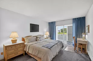 202 Wellington D, West Palm Beach, FL 33417 - Photo 12