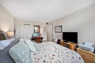 500 Executive Center Dr, West Palm Beach, FL 33401 - Photo 16