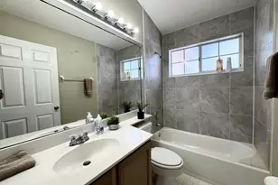 13297 Emerald View Ct, Wellington, FL 33414 - Photo 14