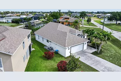 2902 NW 17th Avenue, Cape Coral, FL 33993 - Photo 4