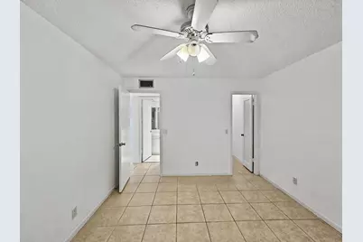 202 Piedmont E, Delray Beach, FL 33484 - Photo 16