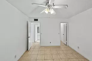 202 Piedmont E, Delray Beach, FL 33484 - Photo 16
