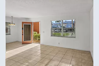202 Piedmont E, Delray Beach, FL 33484 - Photo 6