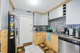 4513 NW 49th St, Tamarac, FL 33319 - Photo 8