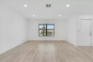 201 SW 1st St, Boca Raton, FL 33432 - Photo 8