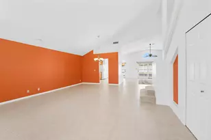 112 Camelot Ct, Royal Palm Beach, FL 33411 - Photo 12