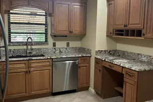3001 SE Aster Ln, Stuart, FL 34994 - Photo 4