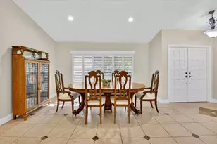 19803 Back 9 Dr, Boca Raton, FL 33498 - Photo 4