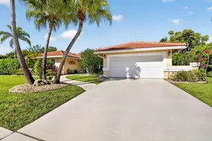 19803 Back 9 Dr, Boca Raton, FL 33498 - Photo 2