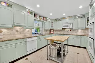 19803 Back 9 Dr, Boca Raton, FL 33498 - Photo 12