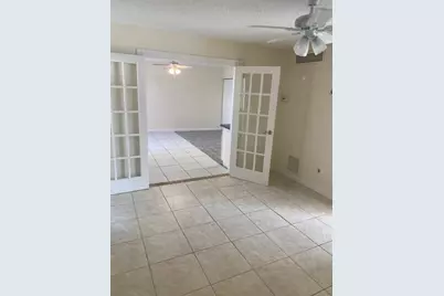 643 Executive Center Drive #Q-105, West Palm Beach, FL 33401 - Photo 14