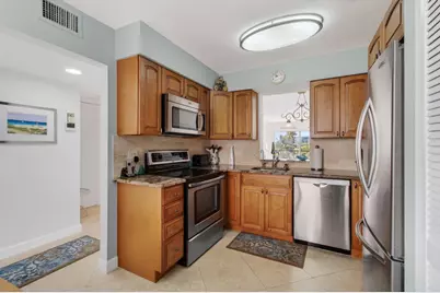 7006 Huntington Lane #404, Delray Beach, FL 33446 - Photo 8