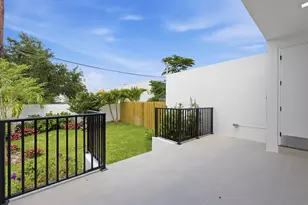 819 SW 1st St, Fort Lauderdale, FL 33312 - Photo 32