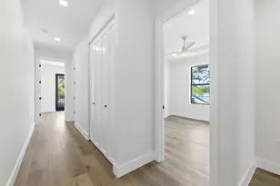 819 SW 1st St, Fort Lauderdale, FL 33312 - Photo 18