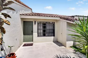 460 Hardwood Pl, Boca Raton, FL 33431 - Photo 4