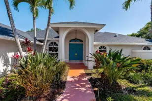 15495 Rolling Meadows Cir, Wellington, FL 33414 - Photo 4