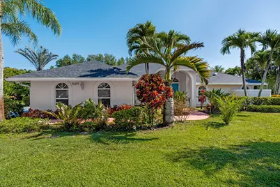 15495 Rolling Meadows Circle, Wellington, FL 33414 - Photo 2