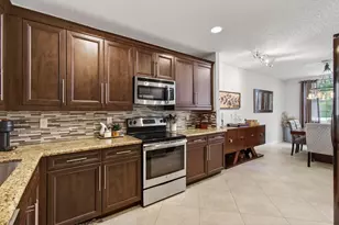 4353 Colony View Dr, Lake Worth, FL 33463 - Photo 10