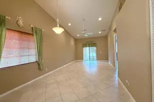 6510 Oxford Cir, Vero Beach, FL 32966 - Photo 4