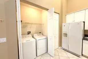 6510 Oxford Cir, Vero Beach, FL 32966 - Photo 10