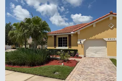 6510 Oxford Circle #101, Vero Beach, FL 32966 - Photo 1