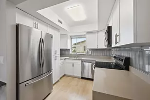 2680 Barkley Dr E, West Palm Beach, FL 33415 - Photo 2