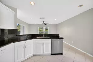 610 Peppergrass Run, Royal Palm Beach, FL 33411 - Photo 38