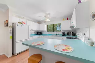 1533 SE Crayrich Ct, Port Saint Lucie, FL 34952 - Photo 8