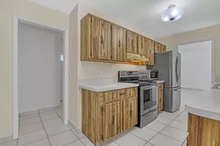 11078 Oakway Cir, Palm Beach Gardens, FL 33410 - Photo 12