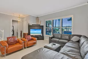 2625 NE 14th Ave, Wilton Manors, FL 33334 - Photo 6