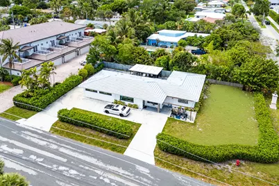 201 NE 26th Avenue, Pompano Beach, FL 33062 - Photo 2