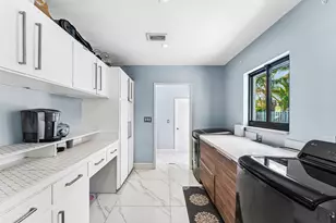 201 NE 26th Ave, Pompano Beach, FL 33062 - Photo 22