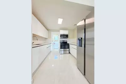 53 NE 16th Place, Fort Lauderdale, FL 33305 - Photo 4