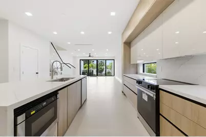 821 SW 1st Street, Fort Lauderdale, FL 33312 - Photo 14