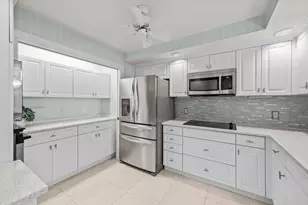1903 Bay Rd, Vero Beach, FL 32963 - Photo 4
