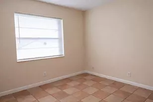 111 SW 14th Ct, Pompano Beach, FL 33060 - Photo 6